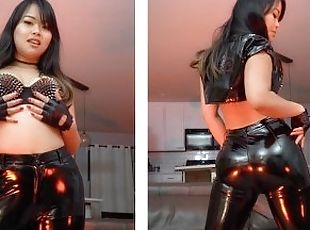 Asiatic, Amatori, Bdsm, Pov, Legatura, Fetish, Latex, Solo, Inceandu-se, Durere