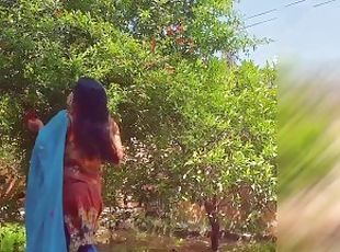 Desi stepsister fucked by her stepbrother in park behn ki park me chudai