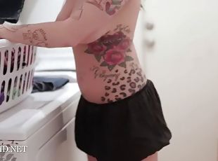 Veľké prsia, Teenagerské, Rozkošné (Cute), Tetovanie, Česanie