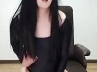 ??????????????Japanese crossdresser masturbates in leotard