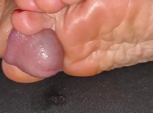 CUM ON SISTER SOLES