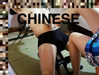 pies, fetichista, china, amante, con-los-pies, dominación-femenina