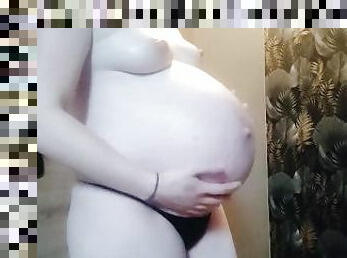 I PUT CREAM ON MY BIG BELLY OF AN 8 MONTHS PREGNANT WOMAN