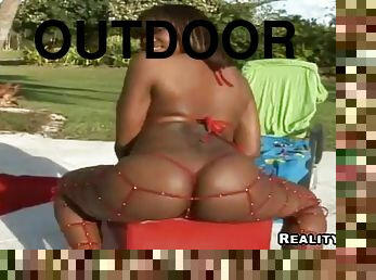 Outdoor fun with the ebony babe dani