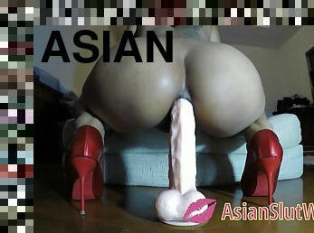 asiatisk, svær, gammel, tenåring, ung-18, riding, dildo, eldre-older, liten, gammel-og-ung