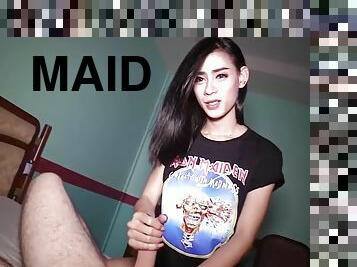 Campus: Iron Maiden double cumshot handjob