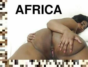 amateur, negra-ebony, negra, culo-sexy, primera-persona, webcam, culazo, a-solas, africano, jugoso