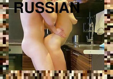 rusia, amatir, sayang, creampie-ejakulasi-di-dalam-vagina-atau-anus-dan-keluarnya-tetesan-sperma, kamera, pasangan, pengintipan, dapur, nakal, sempurna