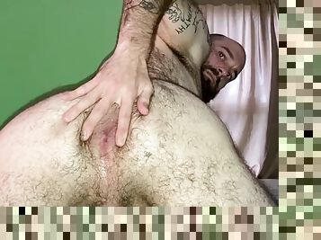 Hairy guy fucks his beard and mouth