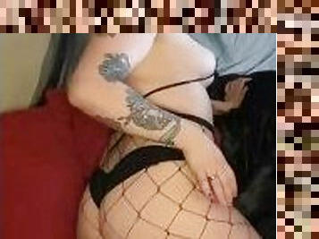 Goth booty twerking in fishnets