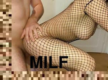 Hot MILF fucks random stranger from Tinder in fishnet bodysuit and makes him CUM on her belly