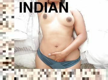 Curvy Desi Babe Wants Your Cum On Her Perfect Tits
