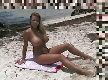Amber L B on the beach