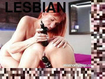 Real lesbians milf anal play