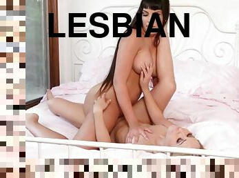 великі-цицьки, стара, лесбіянка-lesbian, краля, мама, молода-18, старші, дупа-butt, старі-та-молоді