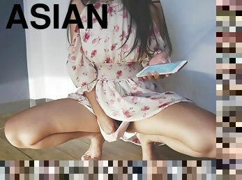 asiatisk, onani, orgasme, squirt, tenåring, massasje, alene, jul, brunette, dukke