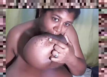 payudara-besar, besar-sekali, amatir, berkulit-hitam, hitam, webcam, payudara