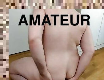 cur, imens-huge, masturbare-masturbation, amatori, anal, jucarie, cu-degetelul, sperma, calarind, dildo