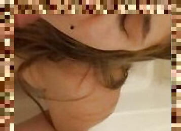 mandi, selingkuh, vagina-pussy, isteri, blowjob-seks-dengan-mengisap-penis, remaja, latina, pacar-perempuan, pertama-kali, sperma