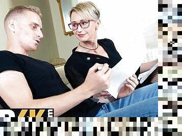 rosyjskie, nauczycielka, dorosłe, mamuśki, gwiazda-porno, pończochy, blondynka, pieprzenie