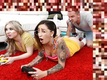 Pranked Pussy Video With Van Wylde, Anna Chambers - RealityKings