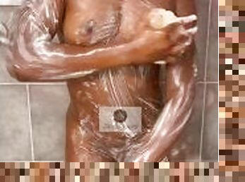 Lola Black XXX Nude In Hot Shower