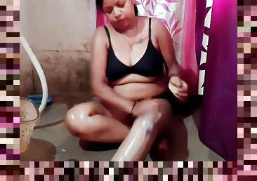 Indian Housewife Sexy Show 7