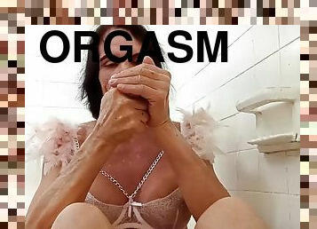 Lizzy Yum, March 2024., BIG Orgasm 4, Fantasy, Masturbation, Pussy in the Bath, Solo Orgasm