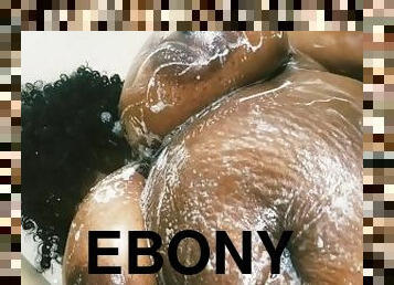 bañando, tetas-grandes, masturbación, amateur, negra-ebony, regordeta, ducha, a-solas