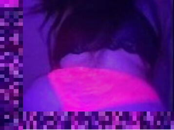 Pawg Wiggles Her Booty In The Blacklight...50% Off Xmas Sale ????