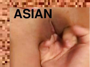 asiatiche, orgasmi, schizzi-di-umore, amatoriali, ragazze-giovani, giovanissime, masturazione-con-dita, ragazza-fidanzata, asiatiche-giovanissime