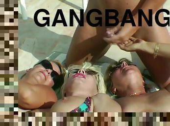 Reverse Gangbang From 3 German Mature With Stranger At Pool In Holiday With Nadja Summer