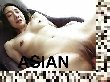 asiatisk, fitta-pussy, slyna, pov, kyssar, knullande, naturlig, ritt, brunett, små-bröst