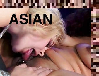 asiatisk, rumpe, bading, store-pupper, onani, orgasme, pussy, lesbisk, fingret, rødhåret