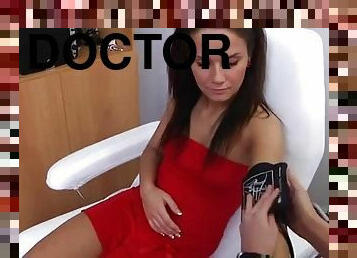 bureau-office, chatte-pussy, médecin, ados, doigtage, kinky, examen-gyno