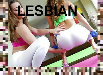 sayang, lesbian-lesbian, jenis-pornografi-milf, ketat, putih, berambut-cokelat, tato