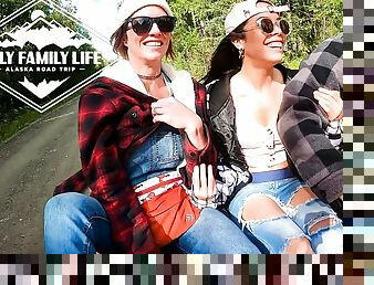 AKGINGERSNAPS & Lana Mars in Poly Family Life: Alaska Road Trip - Episode 3