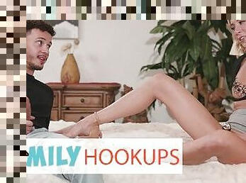 FAMILY HOOK UPS - Dripping Wet Aiden Ashley Gets Extra Nasty With Her Super Hot Stepson