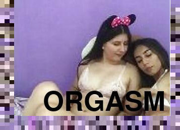 beautiful college girls masturbate in their room and their friend destroys their pussies with her di