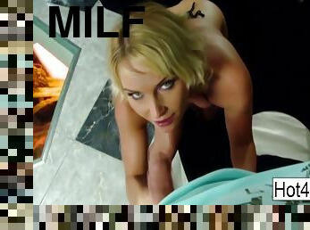 Blonde Milf In Bikini Treats Her Man To Some Anal Pleasure