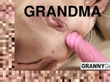 bestemor, gammel, anal, eldre, blowjob, cumshot, besta, interracial, hardcore, svart