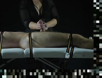 extrem, orgasm, amatori, milf, jucarie, laba, bdsm, franceza, fetish, bondage