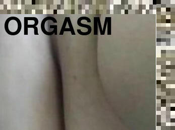 masturbare-masturbation, orgasm, pasarica, tasnit, cu-degetelul, excitat, simpatica, solo, filipineza, uda