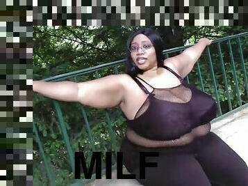 tate-mari, public, negresa, milf, negru, bbw, cur-butt, fetish, solo