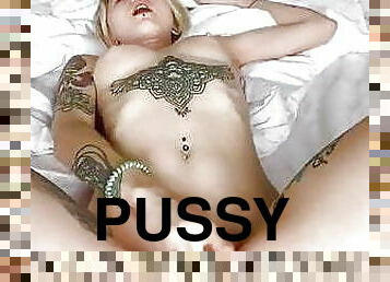 Tattooed Girl Playing With Her Pussy