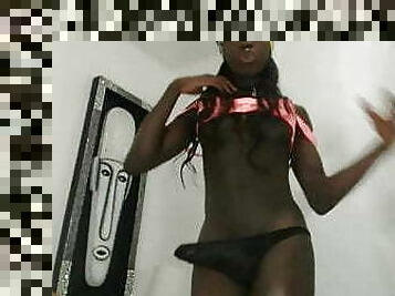 Luana OH! Black TS On WebCam Show By -SiNNE-