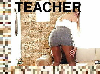 Incredible blonde teacher shows off her goods