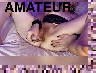 masturbare-masturbation, orgasm, amatori, anal, jucarie, pima-oara, stramta, solo, tatuaj, tate-mici
