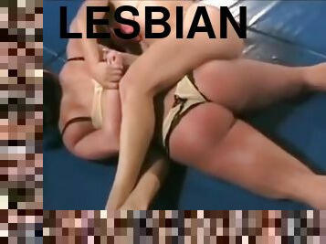 lesbiche, wrestling, feticci