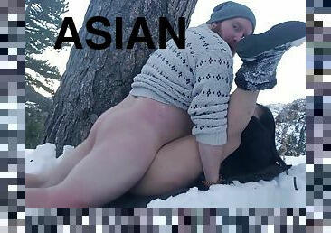 Banging an asain slut in the snow - Song Lee